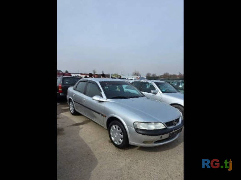 Opel Vectra B 1.8 1995 г.